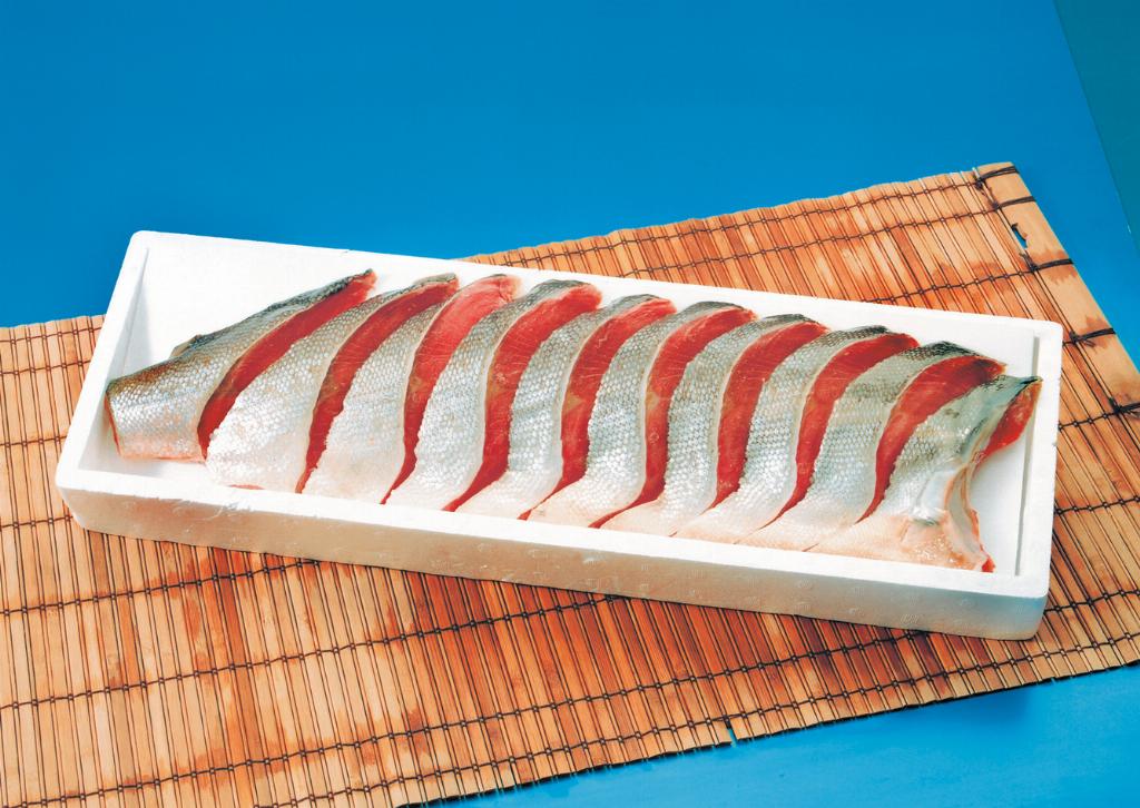 紅鮭半身切身セット 約1.0kg  2切れ 5～6パック